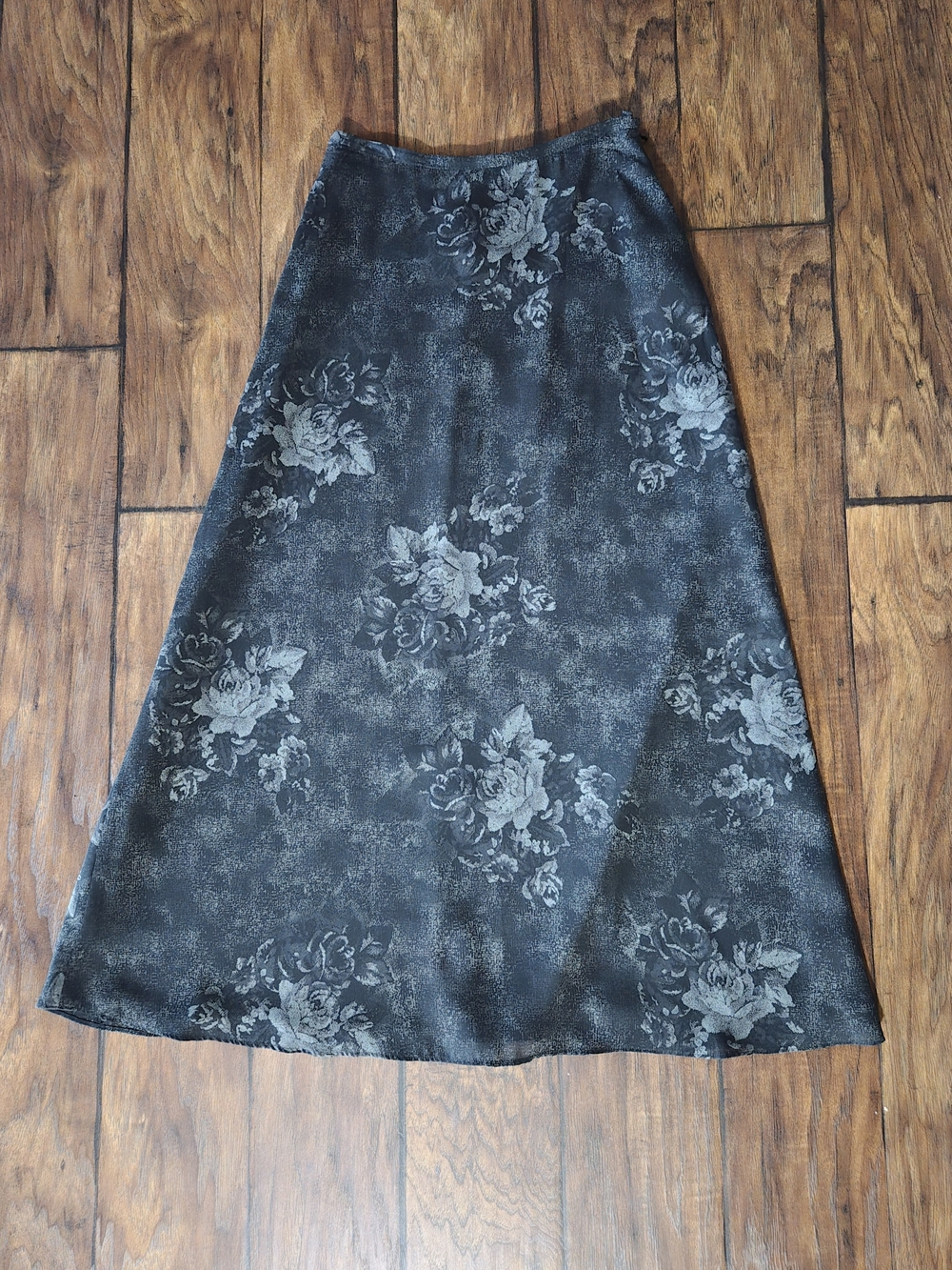 Vintage 90s Jones New York Country Dark Floral Maxi Skirt - Size 6